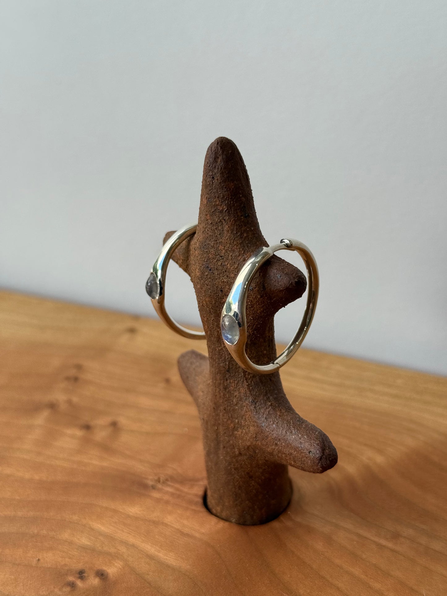 Gemstone Orbita Hoops Moonstone Sample