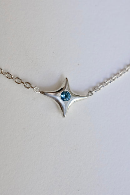 Vita Pendant