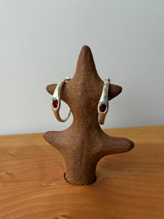 Gemstone Orbita Hoops Garnet Sample