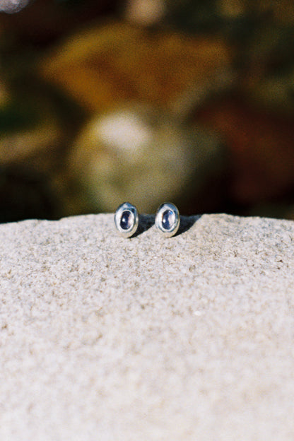 Oval River Rock Studs