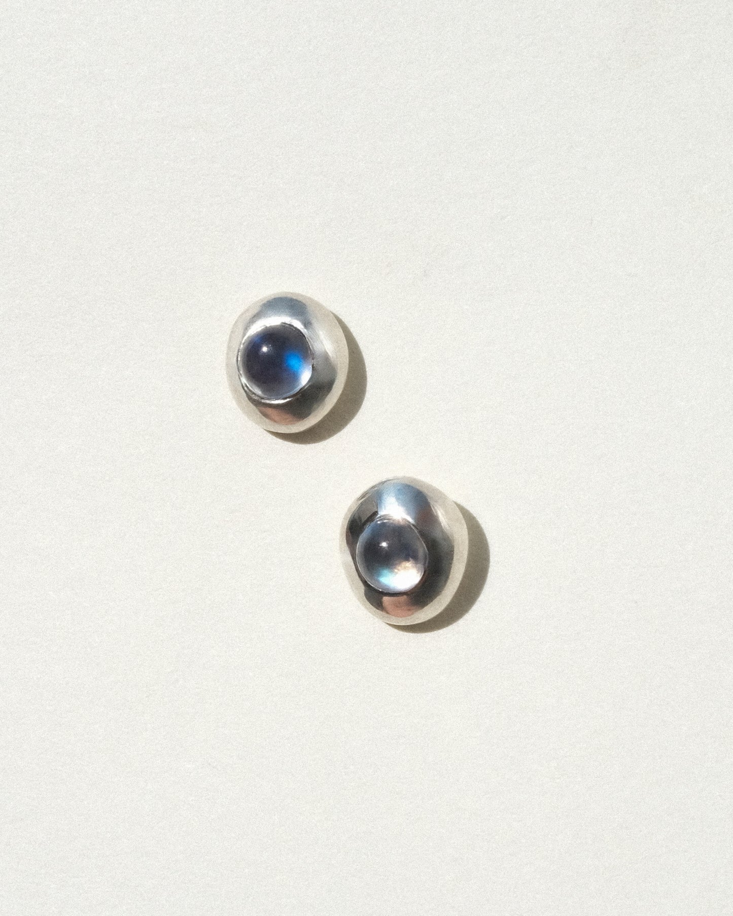 Round River Rock Studs