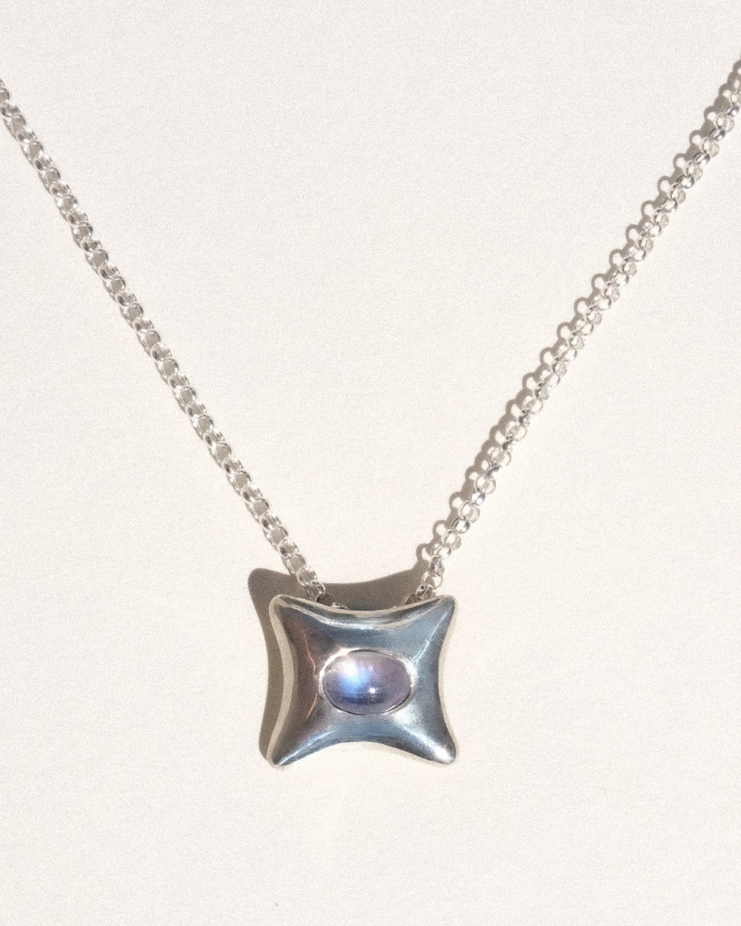 Mini Templo Pendant